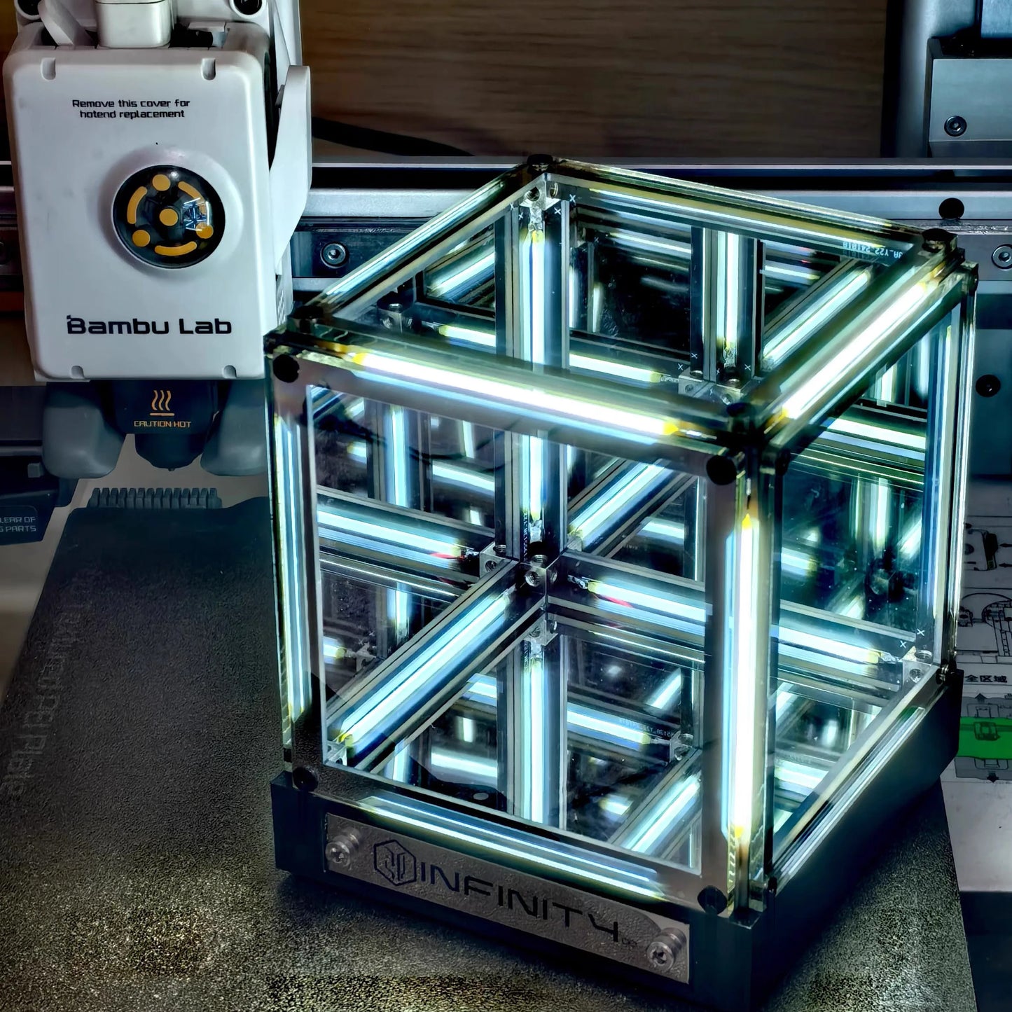 Hypercube 4D Tech Atmosphere Light